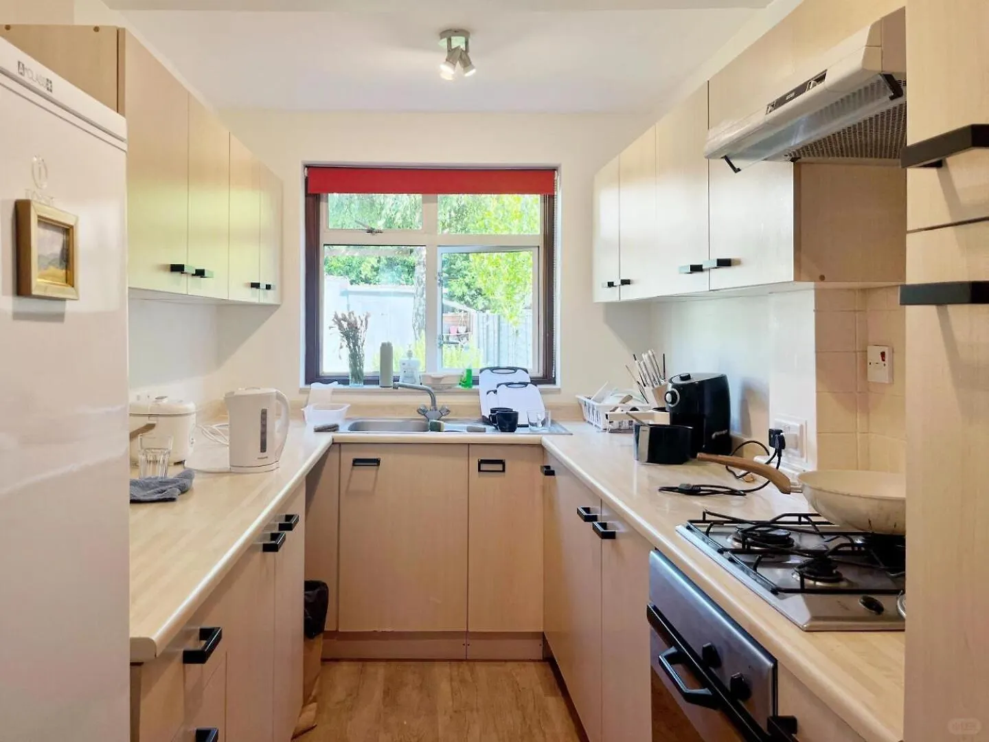 Homestay Cozy Sunlit Room In West London Yiewsley United Kingdom